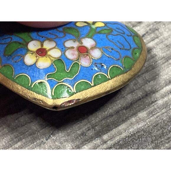 Vintage Cloisonne' Floral Flower Water Design Puffed Heart Pendant Brass - Picture 7 of 7